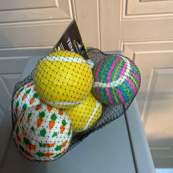 Brand New Multicolor Tennis Balls For dog - Picture 3 of 5